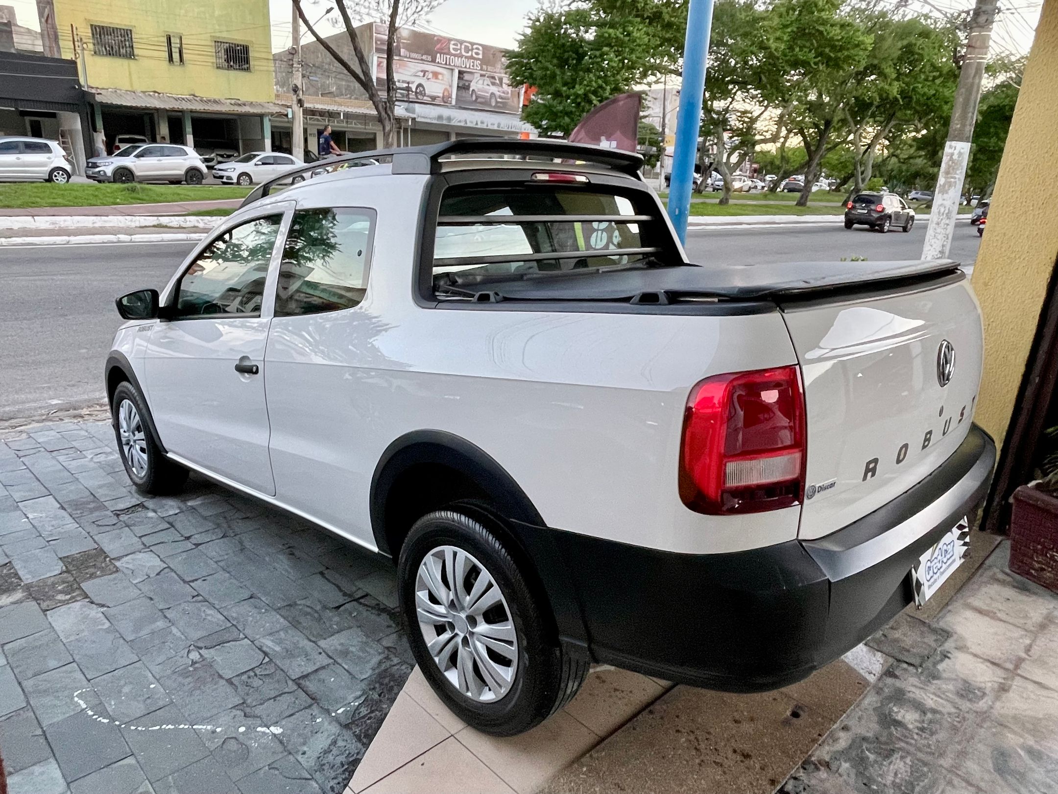 VOLKSWAGEN SAVEIRO 3