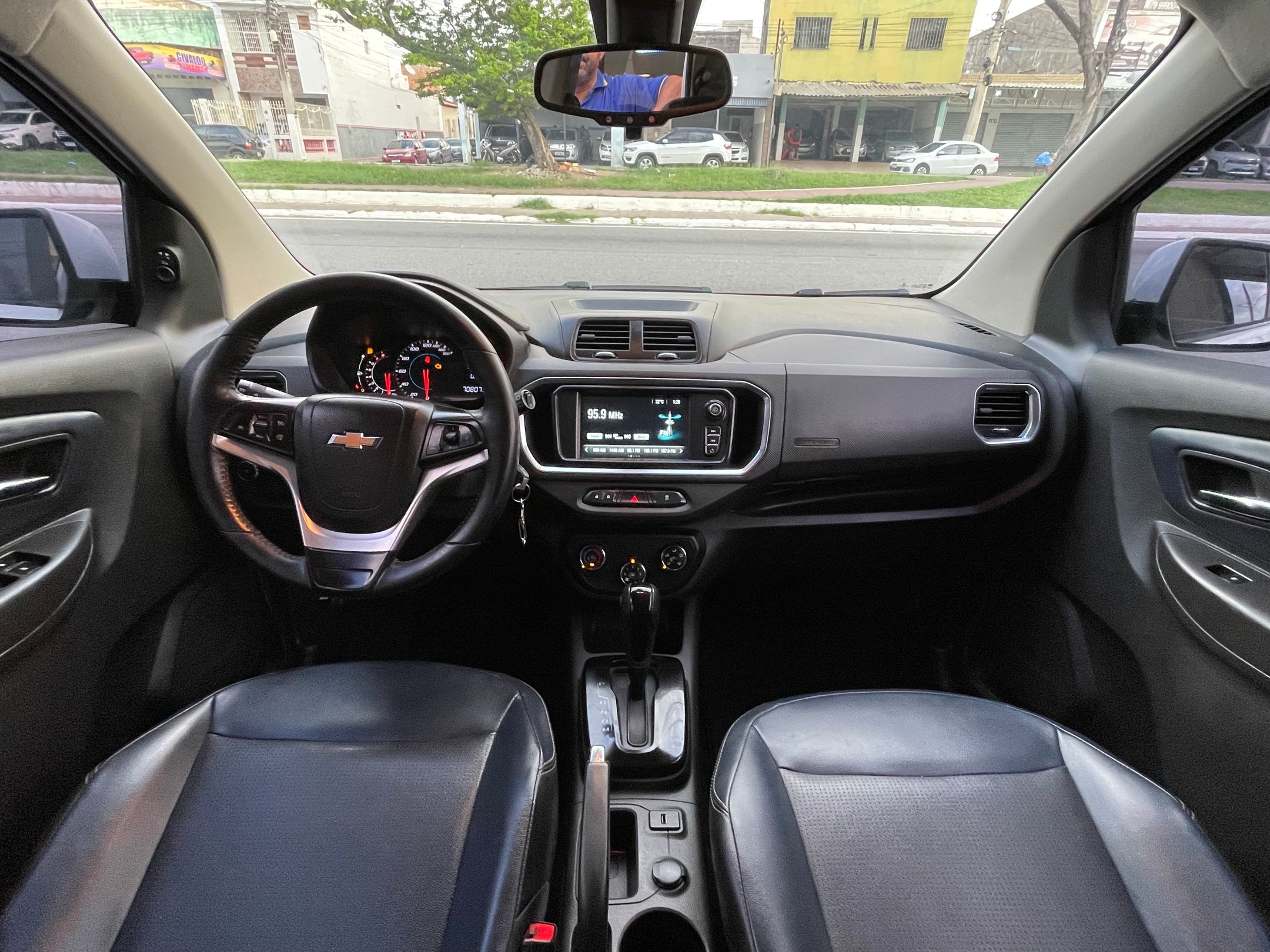 CHEVROLET SPIN 9