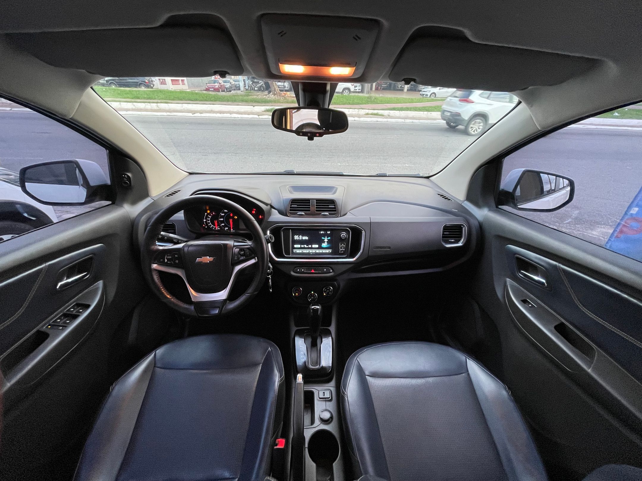 CHEVROLET SPIN 10