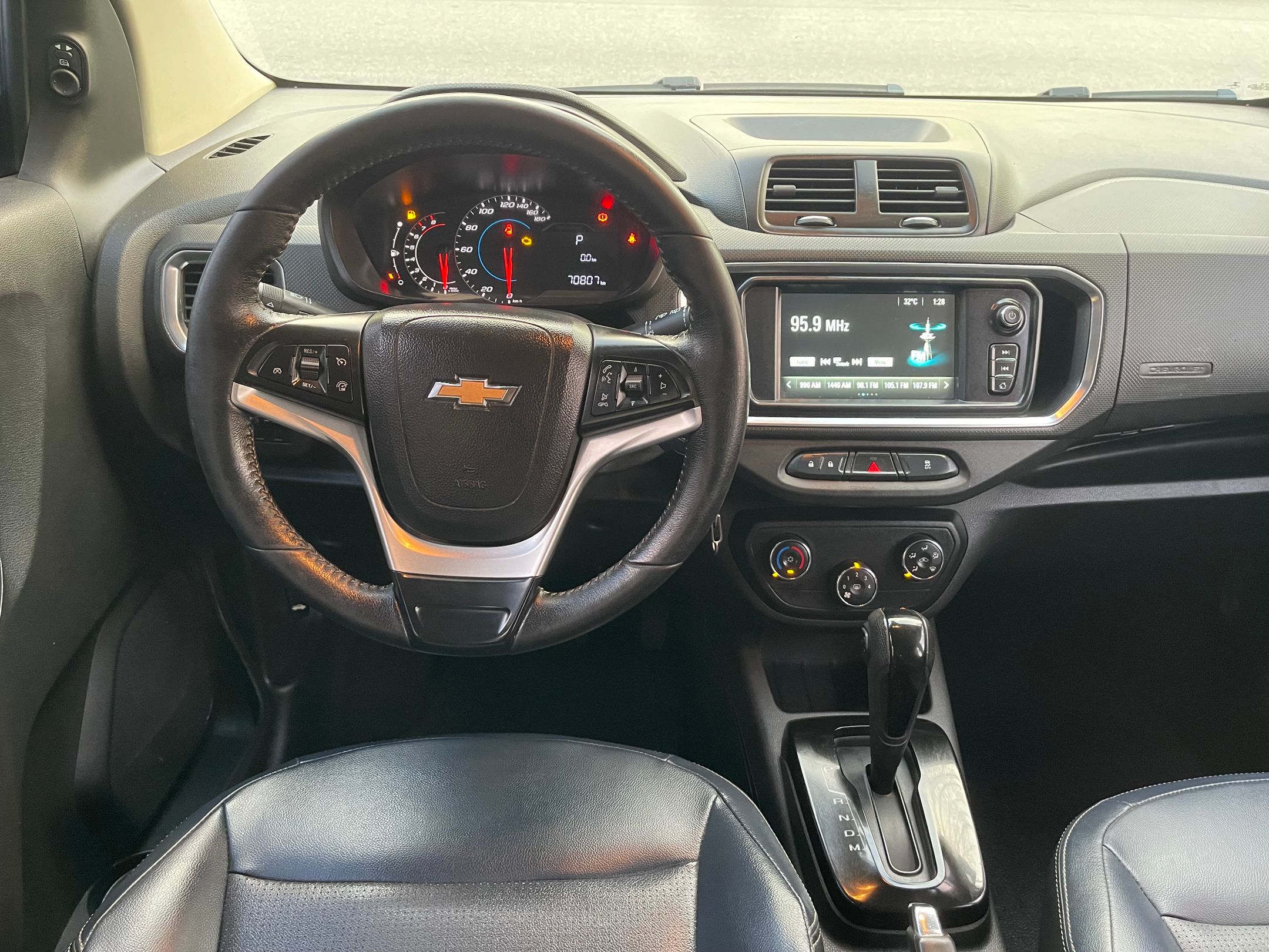 CHEVROLET SPIN 11