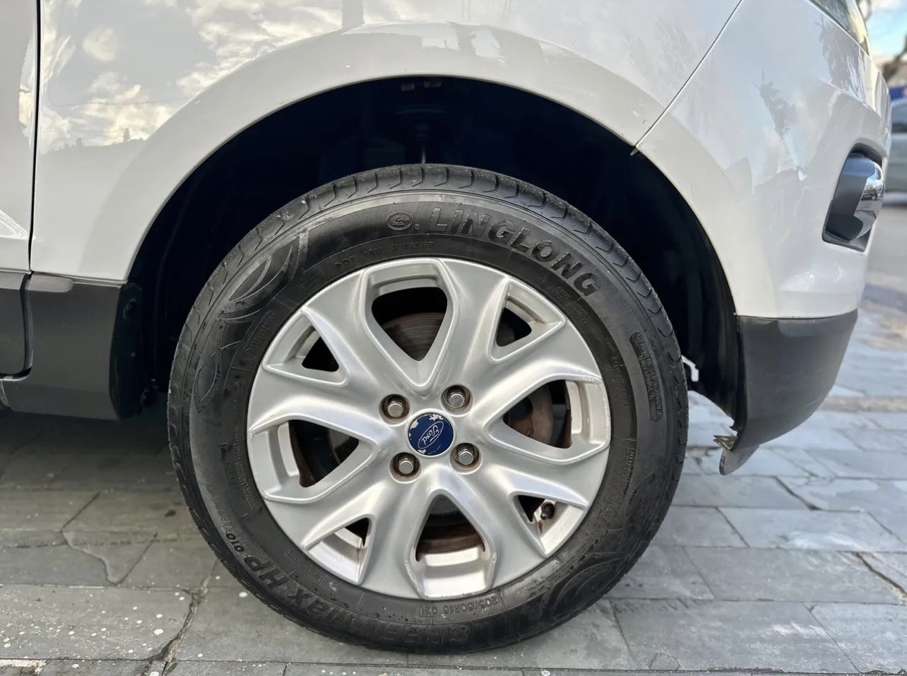 FORD ECOSPORT 4