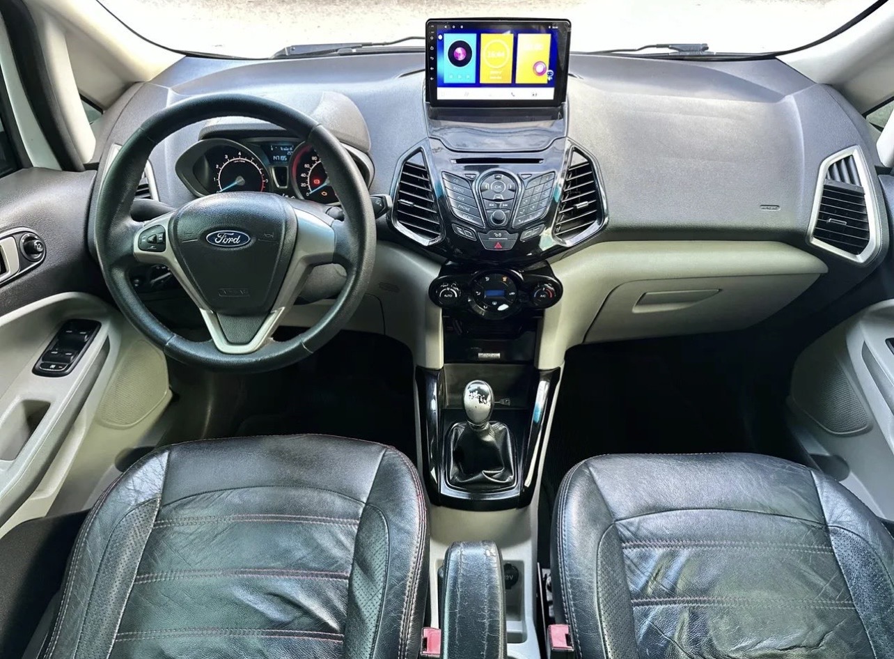 FORD ECOSPORT 6