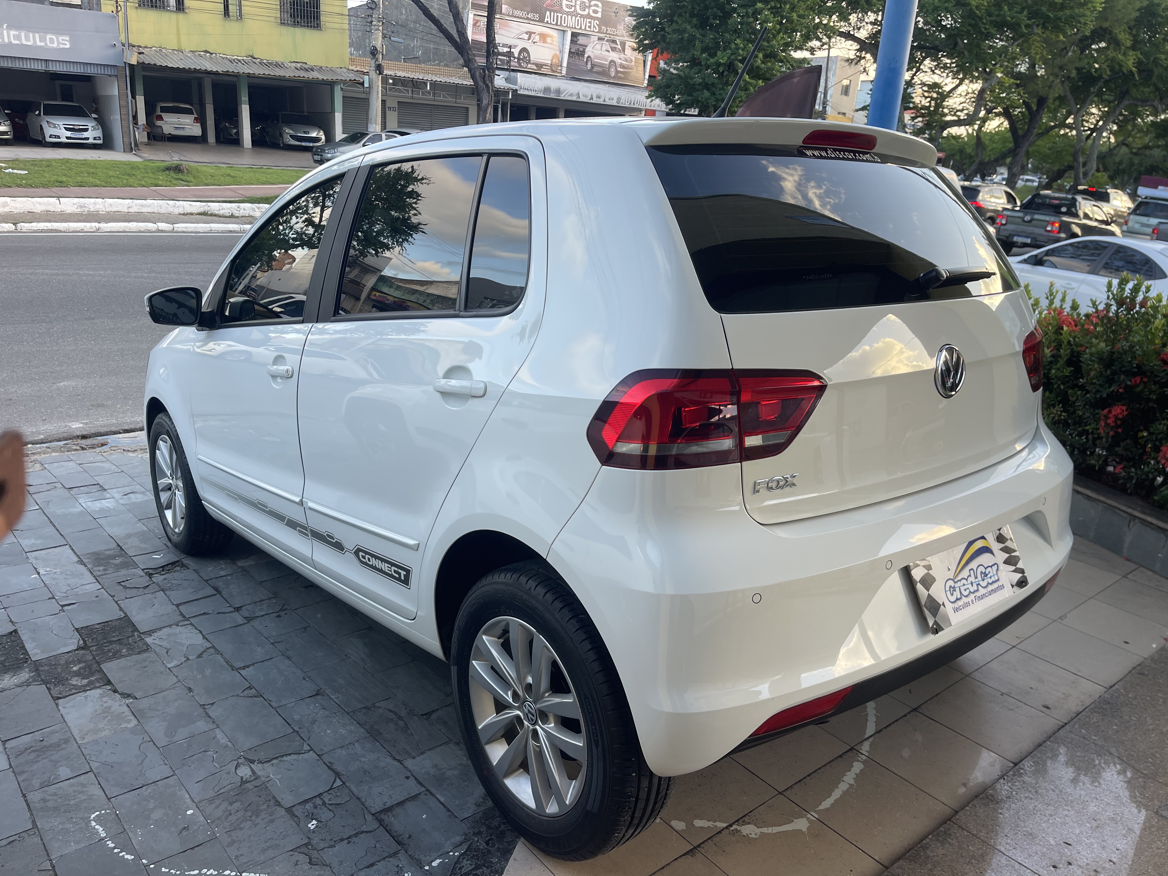 VOLKSWAGEN FOX 5