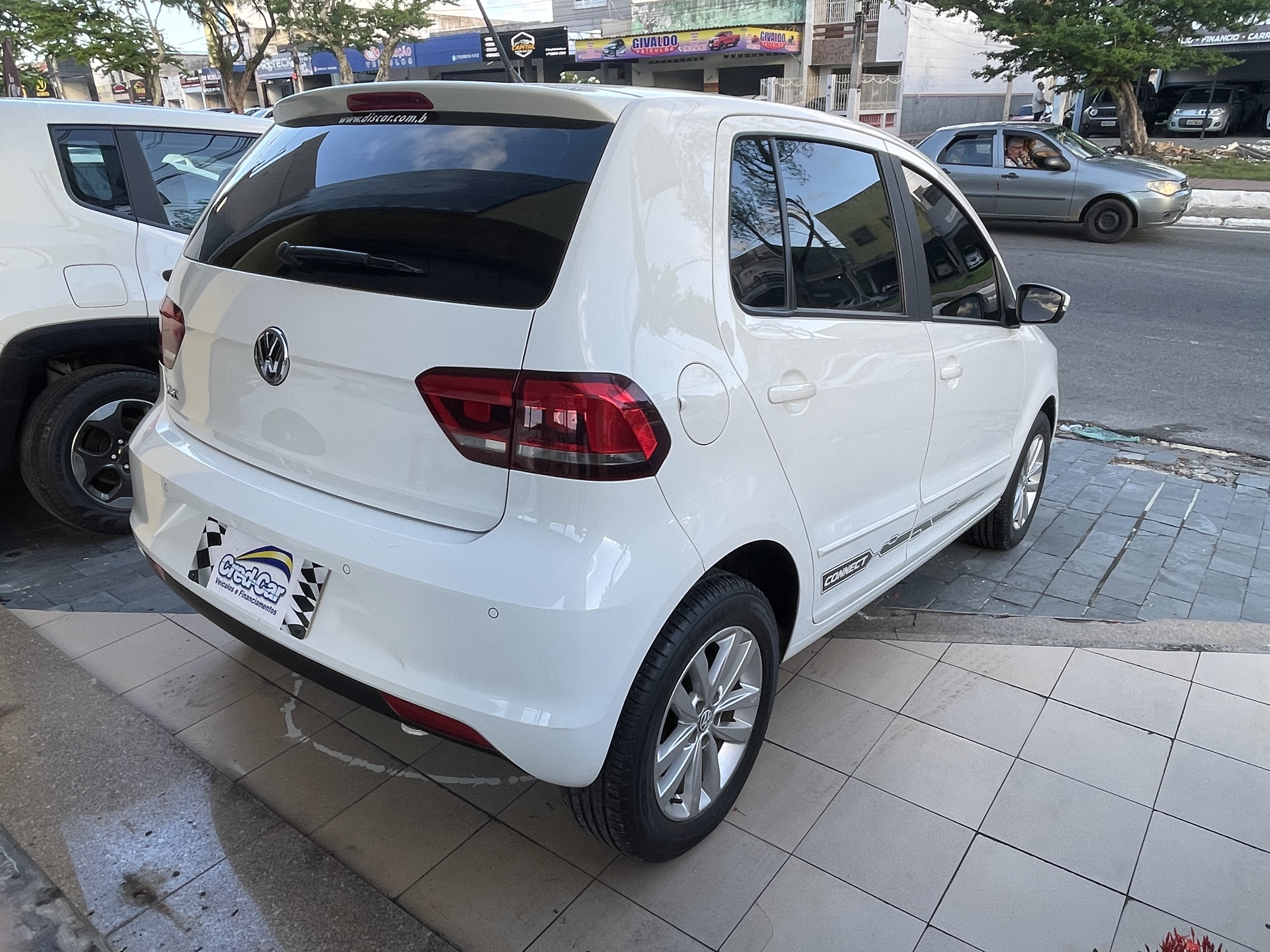 VOLKSWAGEN FOX 6