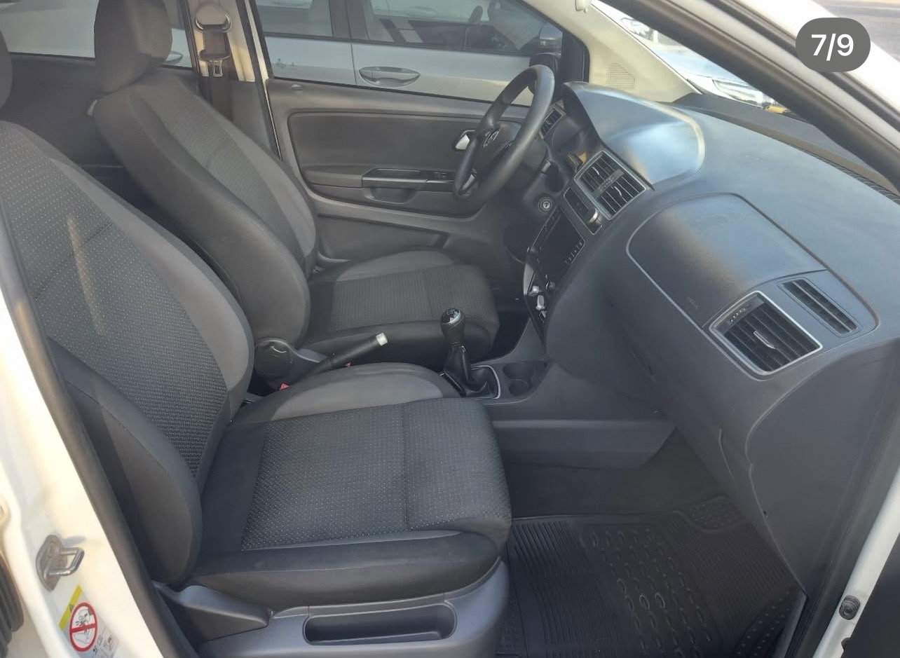 VOLKSWAGEN FOX 9