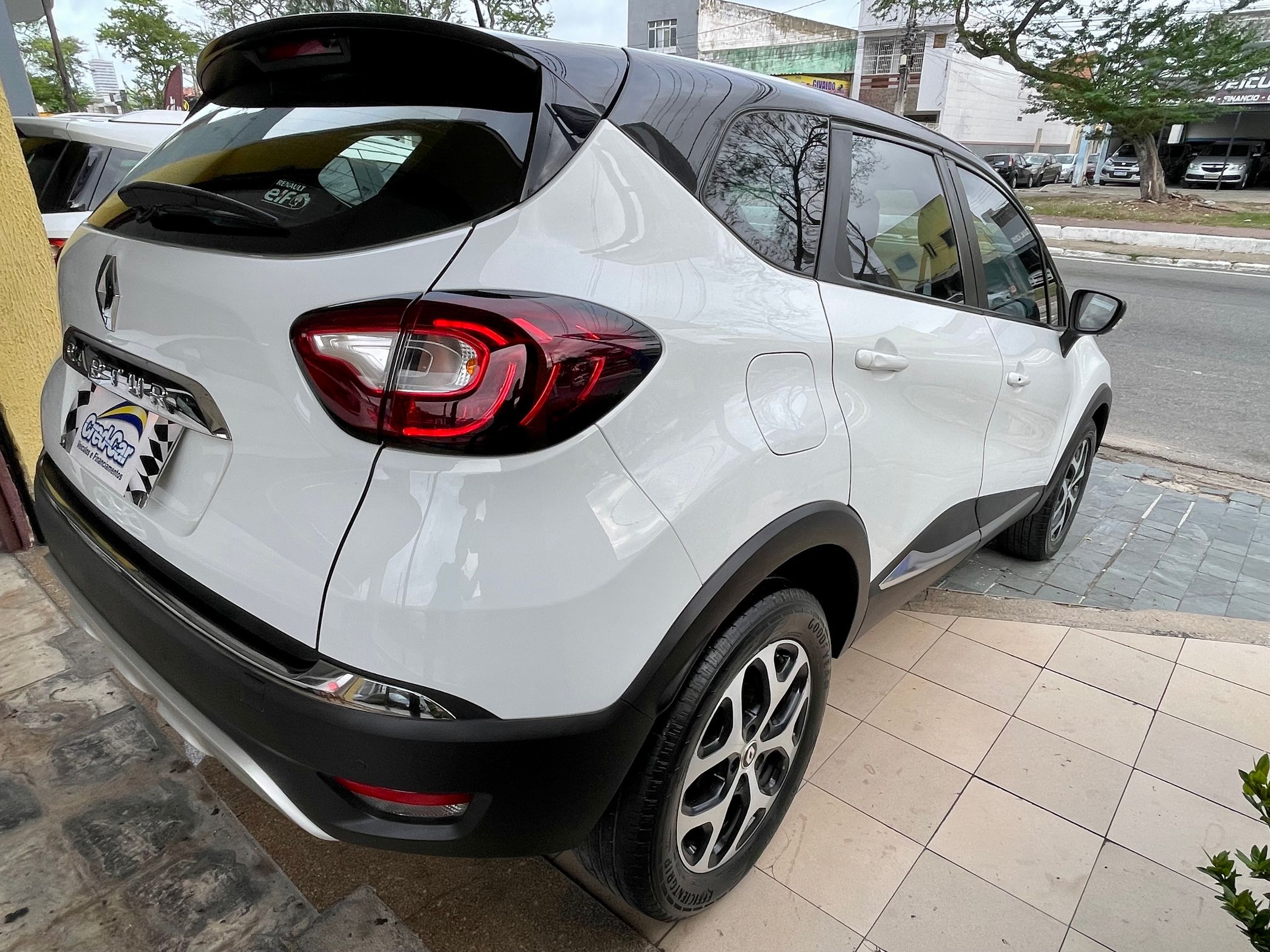 RENAULT CAPTUR 6