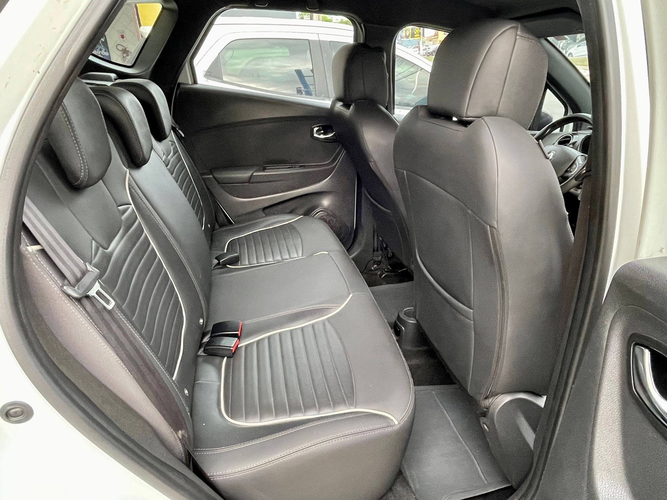RENAULT CAPTUR 8