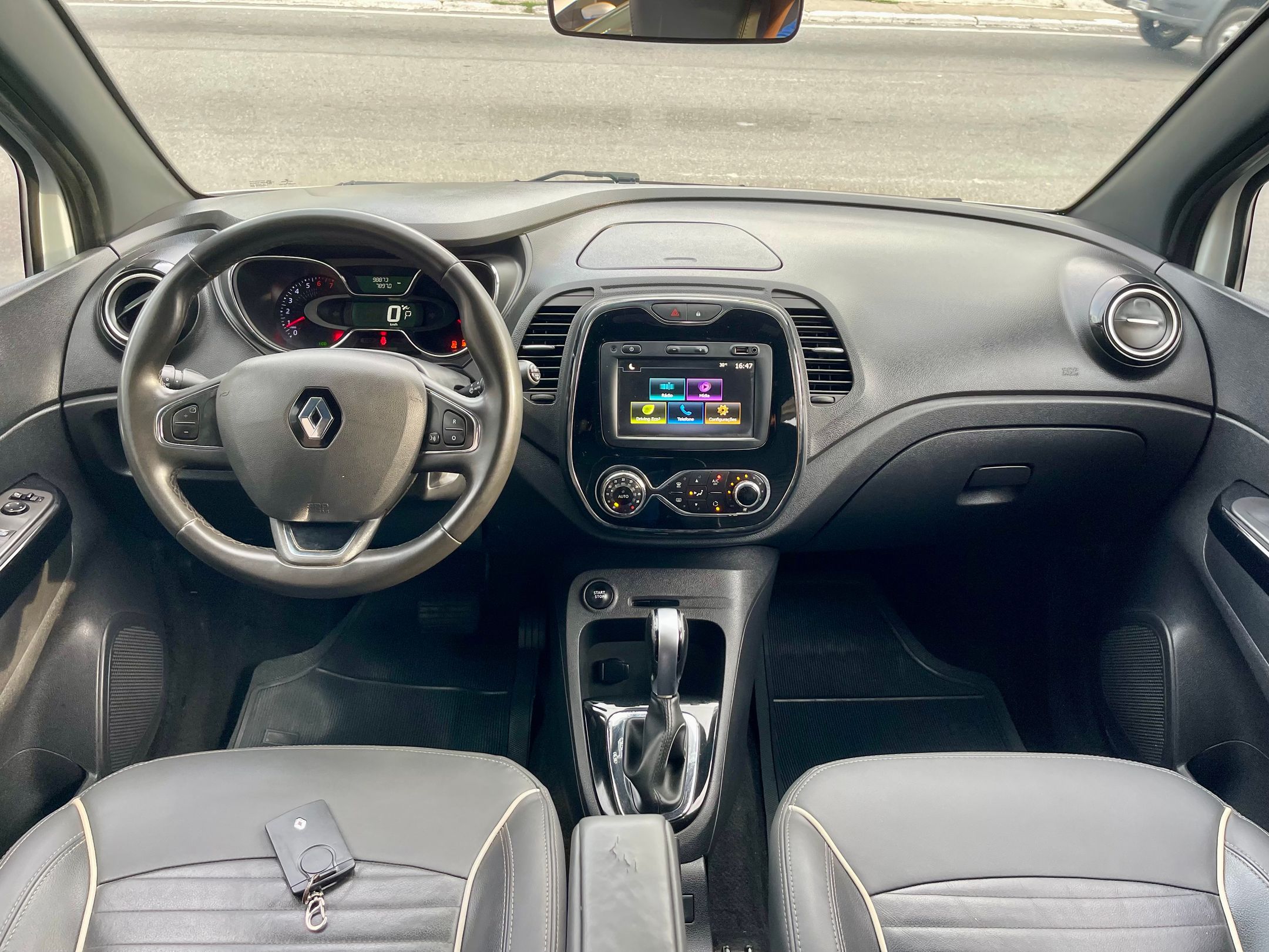RENAULT CAPTUR 11