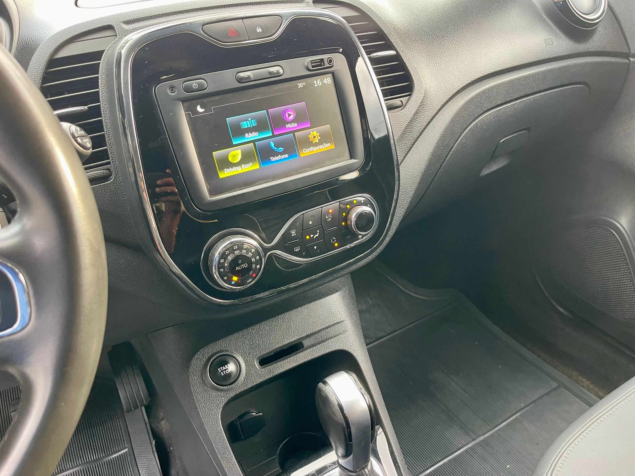 RENAULT CAPTUR 12