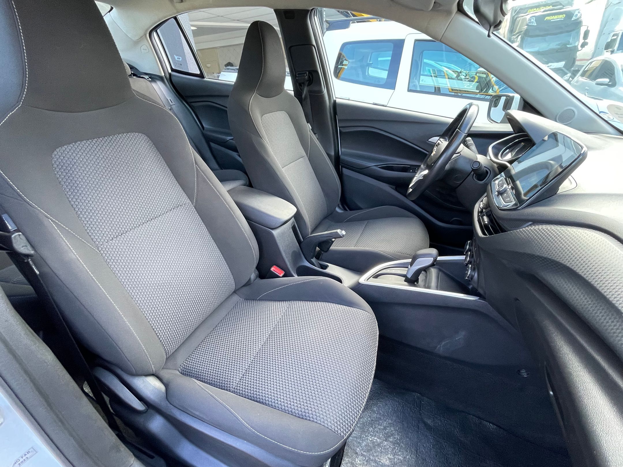 CHEVROLET ONIX 10