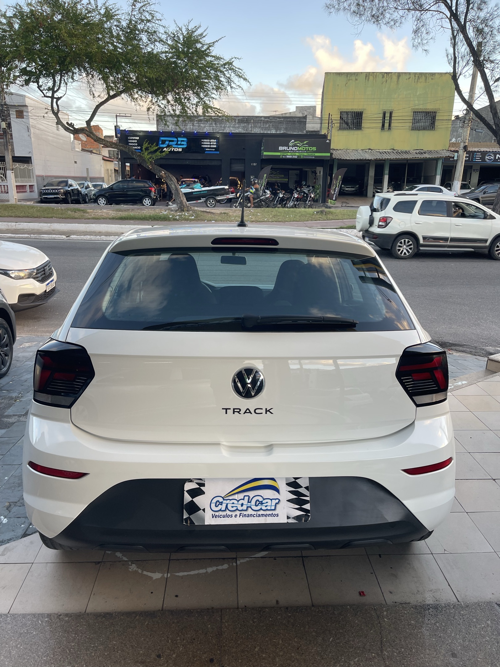 VOLKSWAGEN POLO 2