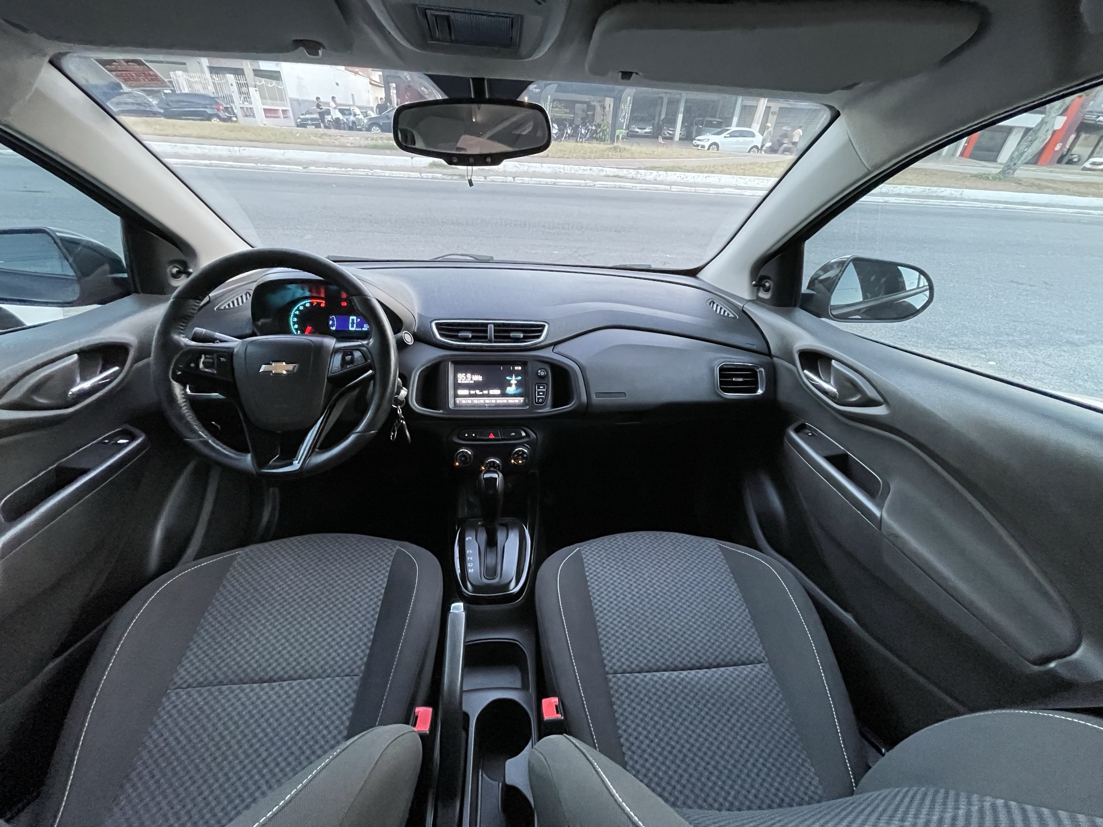 CHEVROLET PRISMA 12