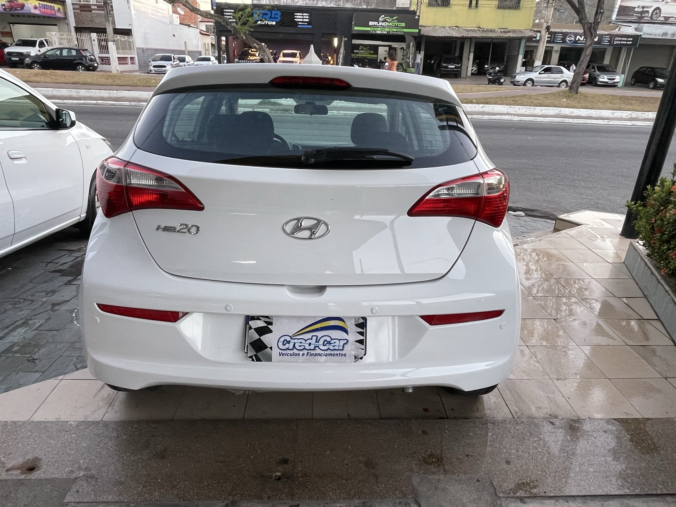 HYUNDAI HB20 5